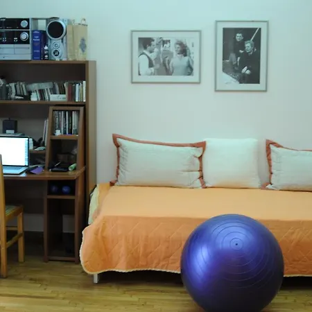 Cozy Αpartment In Exarchia Athens